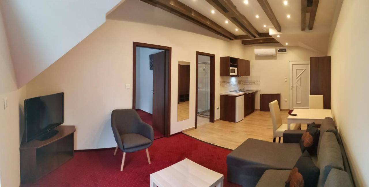 Termal Apartmanhaz *